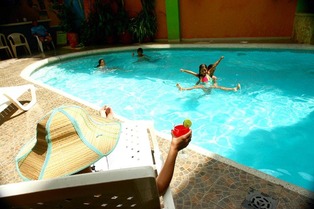 On Vacation Coral Flower San Andrés Екстериор снимка